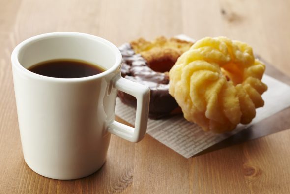 コーヒーとドーナッツ